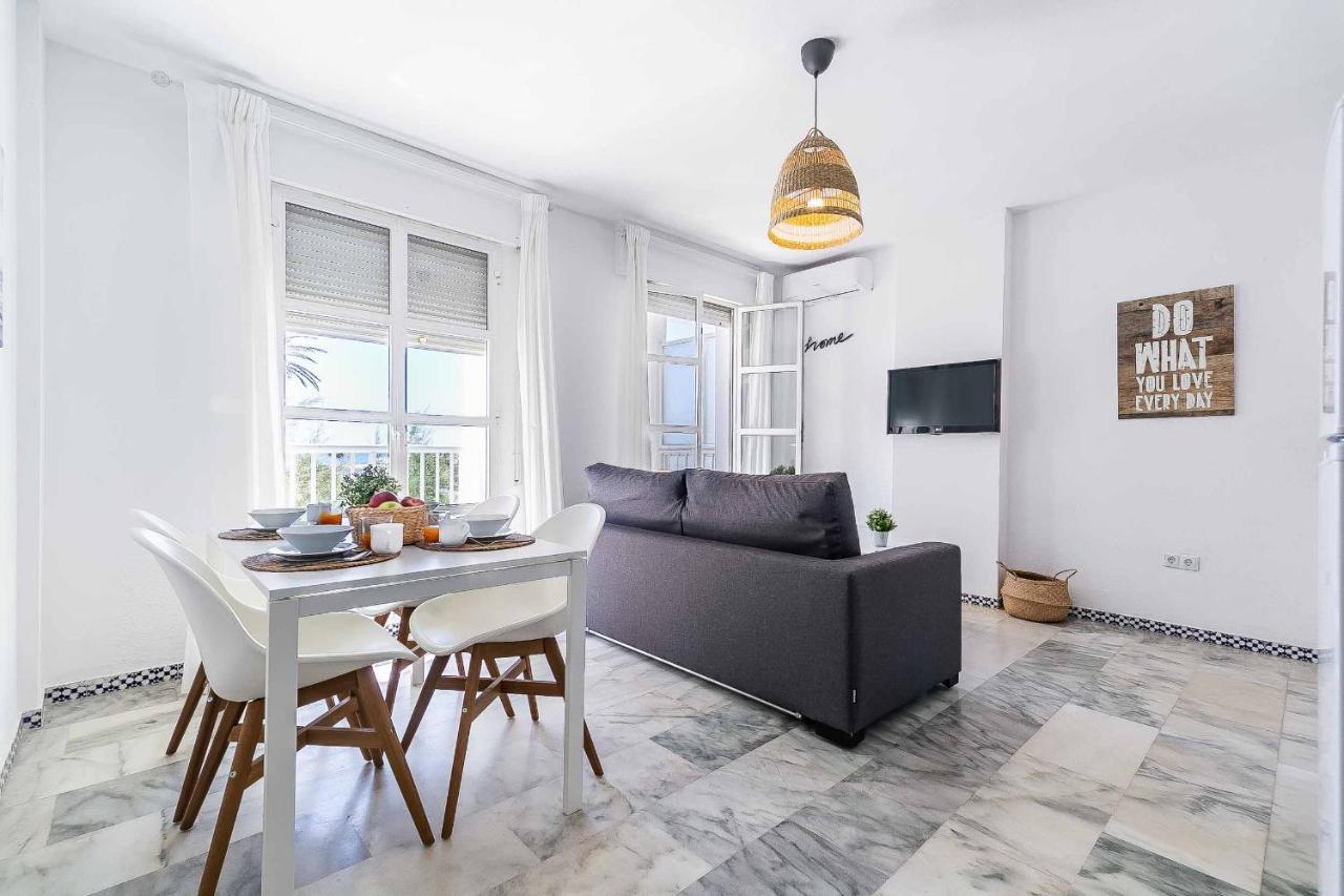 Sur Suites Castillo Fuengirola Bagian luar foto