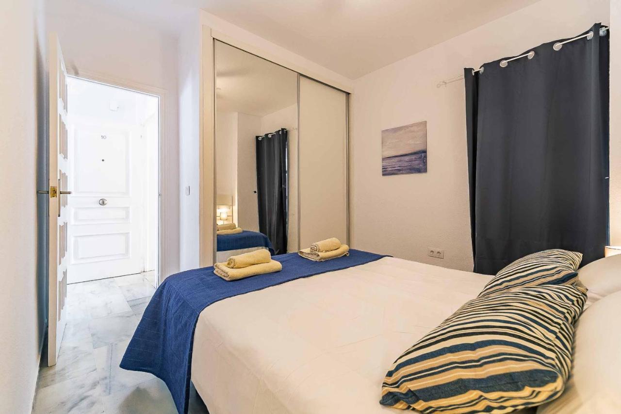 Sur Suites Castillo Fuengirola Bagian luar foto