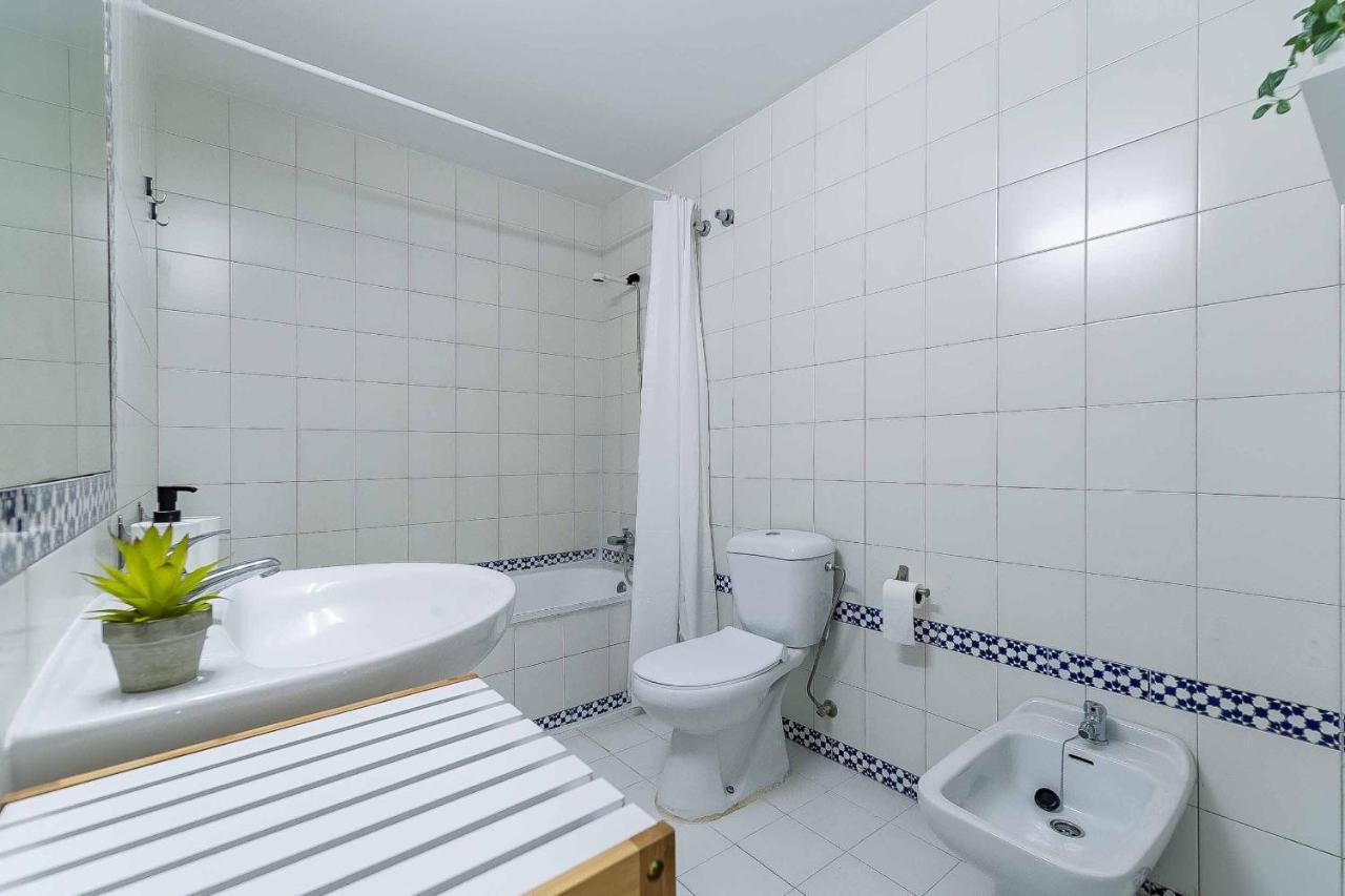 Sur Suites Castillo Fuengirola Bagian luar foto